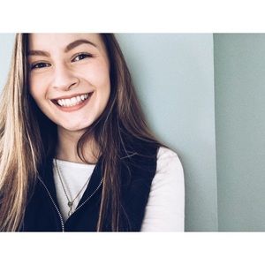 Meet Your Posher, Kelsey!